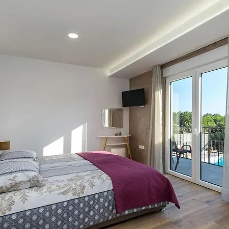 Gloria Comfortable Holiday Вилла