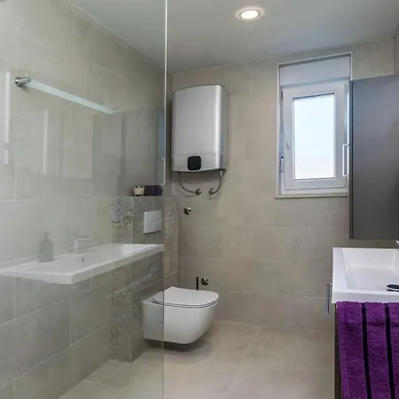Villa Gloria Comfortable Holiday *